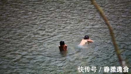 娃娃|两个娃娃溺水,你会先救自己的娃吗?宝爸回答一针见血