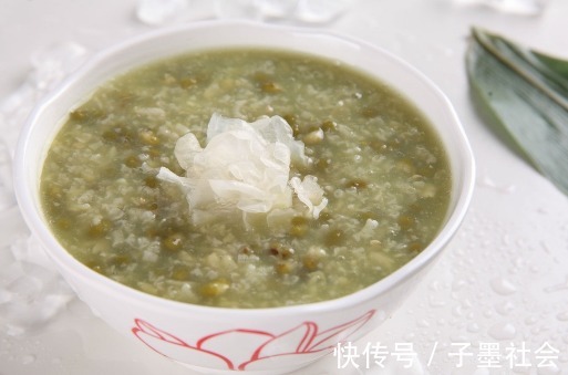 小米粥|早晨还喝什么小米粥,常喝4种粥,帮你排毒、美颜又养生