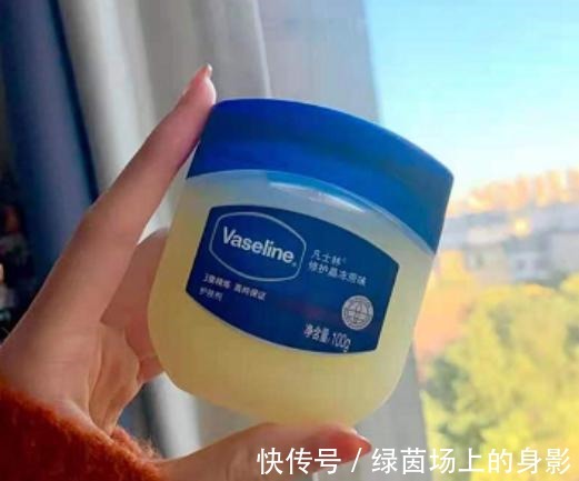 水乳 超市藏在货架底精品护肤,不仅便宜关键效果好,导购都不会告诉你!