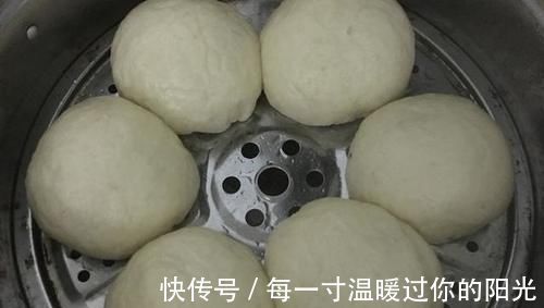 馒头|奶奶蒸馒头时加了这个东西,抗癌抗衰老,出锅后全家人抢着吃!