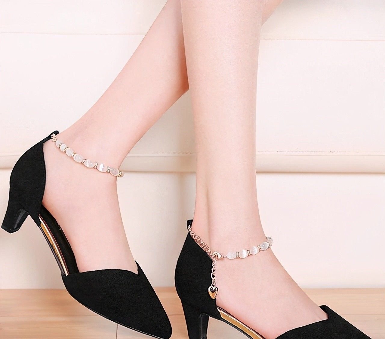 尖头 女神夏日必备高跟鞋,让你性感加倍,美丽加分,魅力绽放