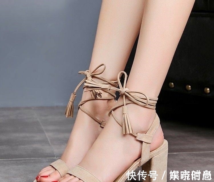 女人味 少女心不能拒绝的绑带高跟鞋,散发挑人性感的女人味