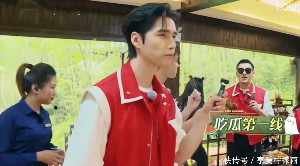 李晨|《奔跑吧兄弟》金靖狂撩蔡徐坤,这对CP太逗了