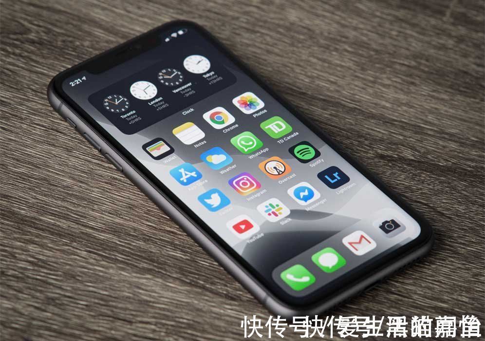 iPhone13|别急着说放弃！理性对比iPhone 11和iPhone 13，提升没想象中明显