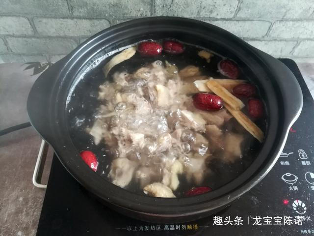 西兰花|妈妈来家里小住,女婿忙活一下午做5菜1汤,晒圈网友:胃口真好