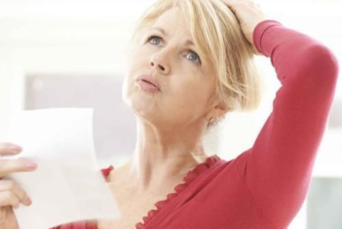 月经|女性多少岁绝经合适？提醒：不早于这个年龄对身体或许更好