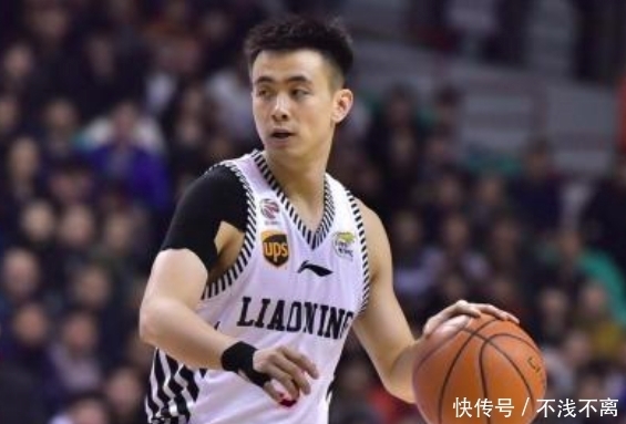 击溃姚明母队,郭艾伦抢断,赵继伟连中3分