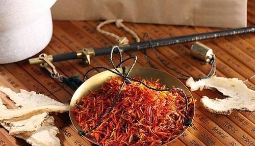 最傷肝的5種中藥，你還經常吃每個服中藥的人都要注意