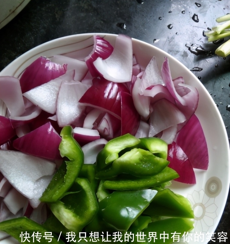 鸡翅|下饭美食,好吃到停不下来,简单好做