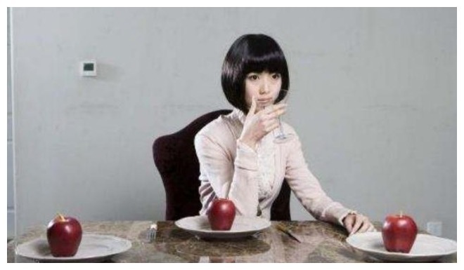 宫颈|宫颈病变前，月经期间可能有3个现象，若一个不占，子宫很不错