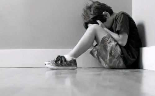 自闭症|他们不是内向,他们是真的病了,不要让天再“塌”第二次