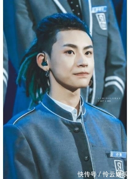 小gui吳宣儀天臺(tái)接吻，不收費(fèi)就可以觀看？現(xiàn)在綜藝玩的真大