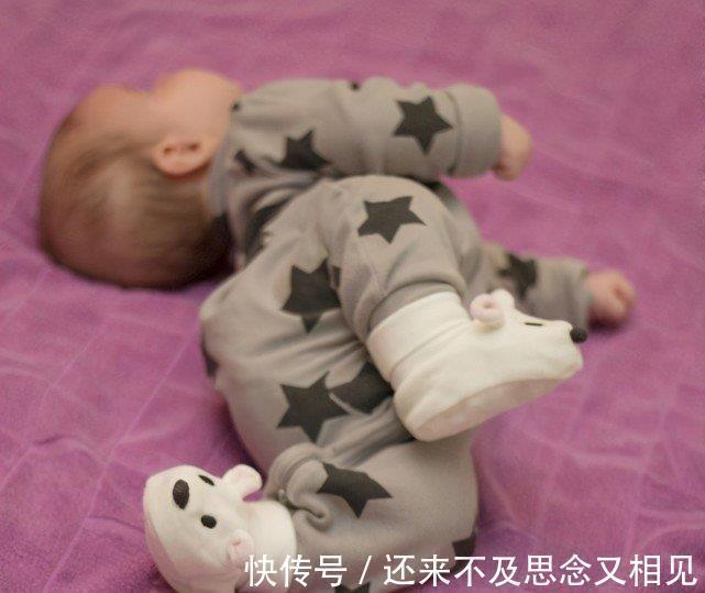 发育|五个月宝宝的发育情况、具备了哪些能力?来看看你家娃达标了吗