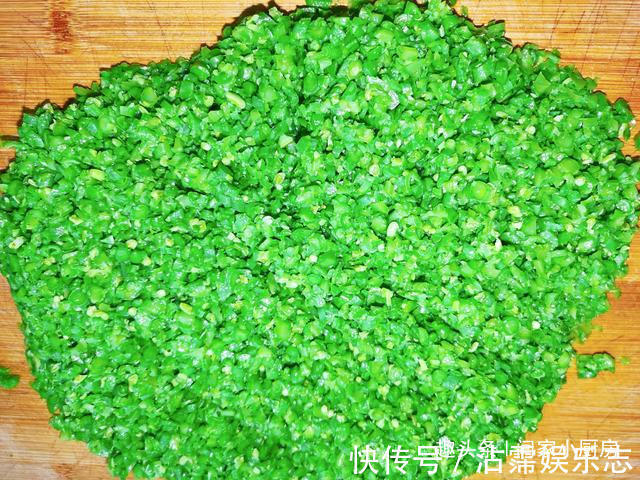 用豆角包饺子,是生的好还是焯水好,很多人做错了,难怪不好吃