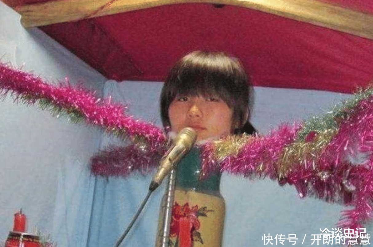 曾经成为童年噩梦,长在瓶子中的“花瓶姑娘”,背后到底有何玄机