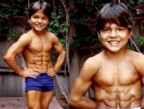 男孩|他8岁时是公认“世界上最强壮男孩”,长大后,网友大开眼界