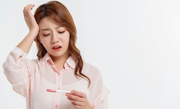 坏习惯|小便后用纸擦拭会得妇科病其实4个坏习惯才是诱发因素