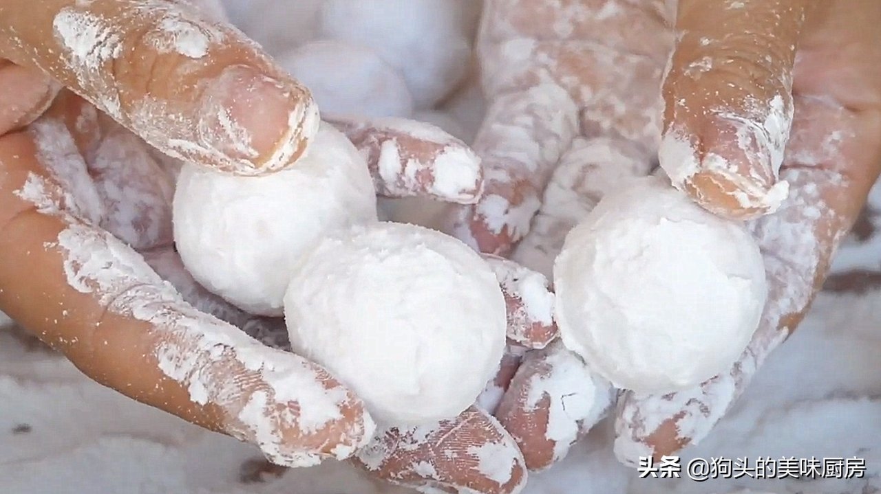 天冷多吃红薯,教你没有吃过的做法,比包子简单,比油条好吃