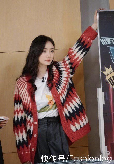 马上春节啦，怎么能少得了一件开运红单品，明
