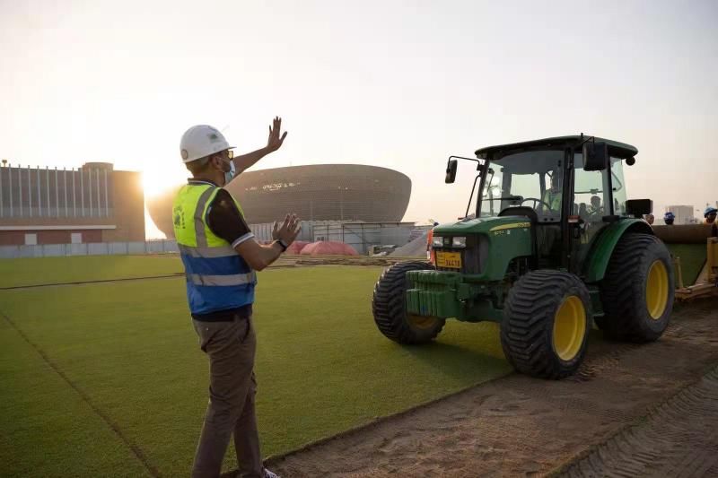 国际足联|2022世界杯决赛球场完成草坪铺设 基建工程已完成99%