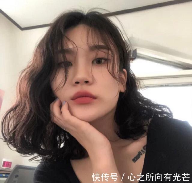 发际线|发际线高的女生,多留这几款发型,显瘦又女神,对发量没要求!