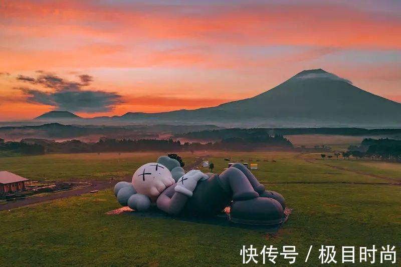 优衣库|KAWS x 优衣库限量登场!又将成为爆款吗?