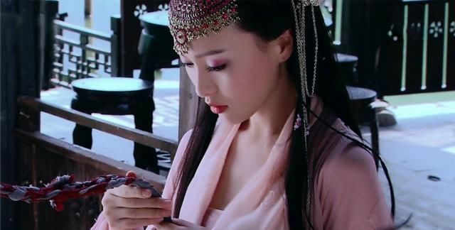 不普通人类实录|配音员上综艺爆料演员没艺德，直指鞠婧祎唐嫣，收视女王也遭牵连