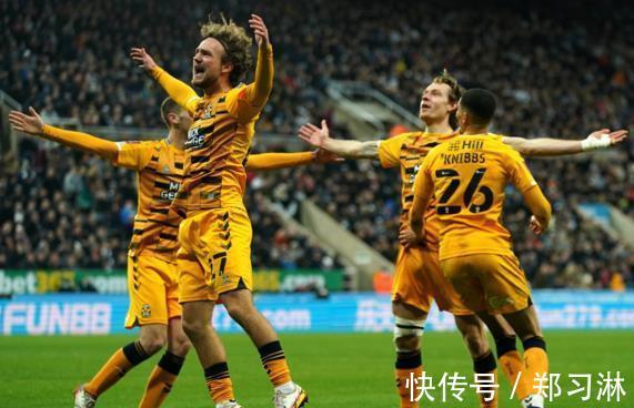 本泽马|足坛疯狂一夜:4场冷门+2场绝杀,鱼腩淘汰英超队,巴萨惨遭绝平