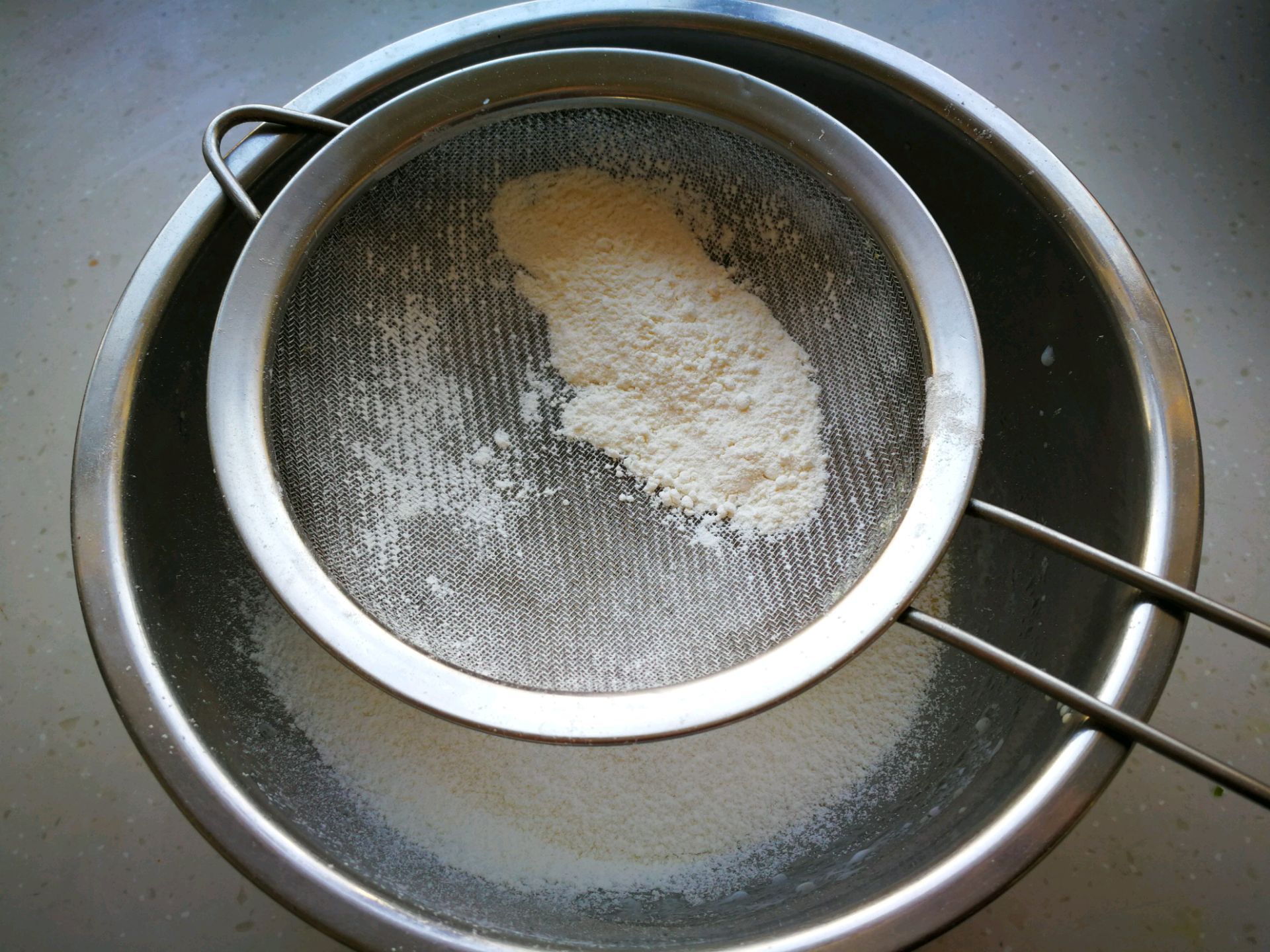 用紫薯和山药做的高颜值蛋糕，健康无添加，做法也简单