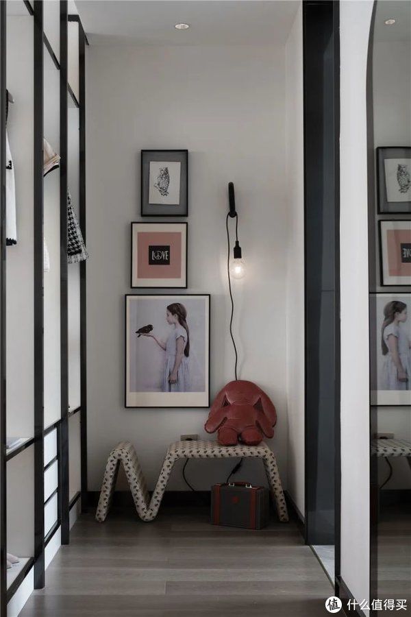 衣帽间|重庆麓铭府星院346㎡别墅下叠，花100万过理想中的生活，美醉了