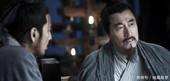 下联成也萧何,败也萧何,它还有个上联,上下简直是绝配!