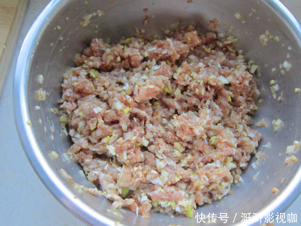 大葱|白菜韭菜靠边站，这两样包饺子特香，提高免疫力，吃了上顿想下顿
