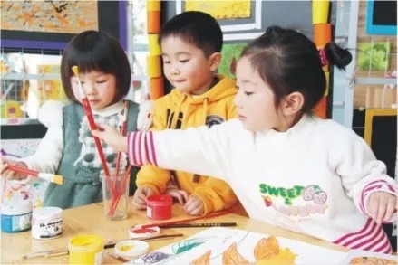 两岁半提前上幼儿园,不过是多待半年?很多父母都错了!