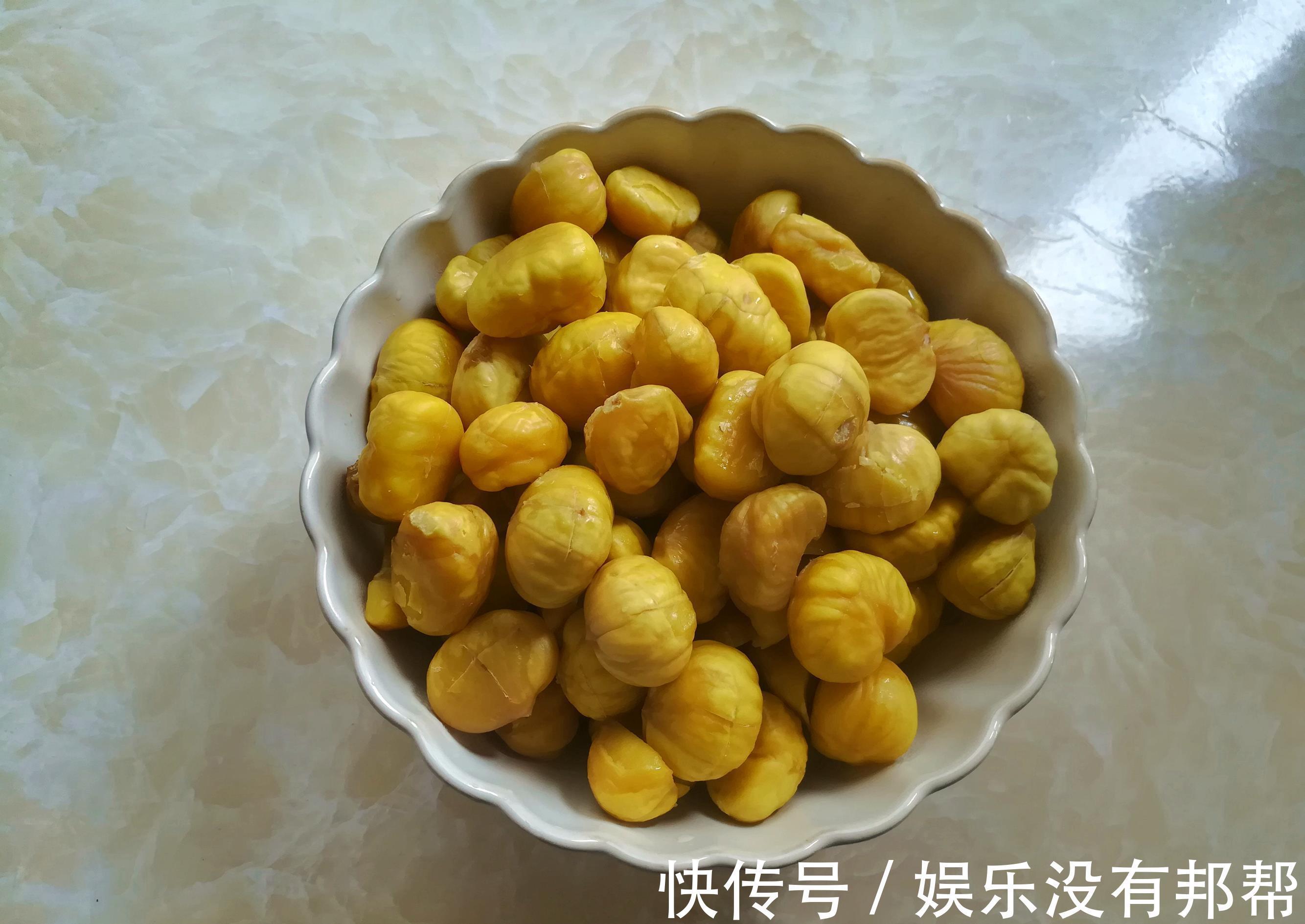 板栗|板栗剥皮,这方法真好用,我家每年都剥很多,冬天吃特省事