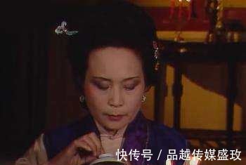 王熙凤|红楼梦中,一个最会装聋作哑的人,就连王熙凤都要佩服她