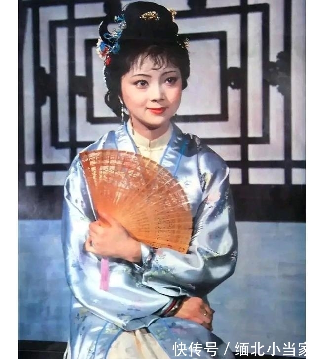 林黛玉#细读红楼梦才发现,这一细节,是薛宝钗战胜林黛玉的法宝