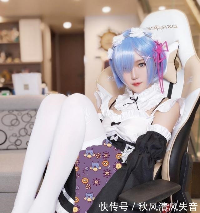 从零开始的异世界生活|腐团儿COS火影纲手,颜值身材神还原,网友千万别挪开麦克风