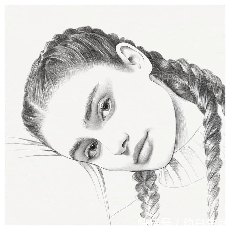 手绘$总被怼素描画得像头盔,瞧她用自动铅笔画,笔笔都是功力,厉害了!