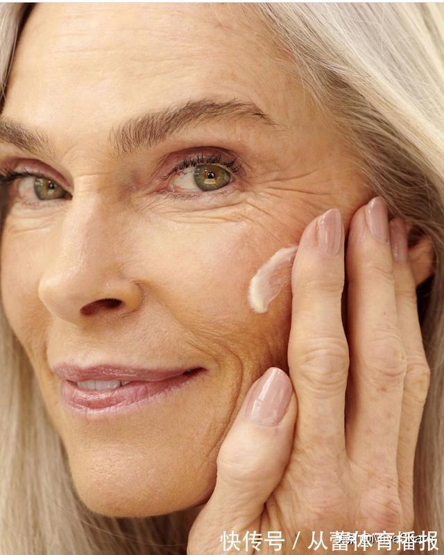 面霜 秋冬护肤怎么才能不干?不是敷面膜!做对这3点省钱有效,皮肤好