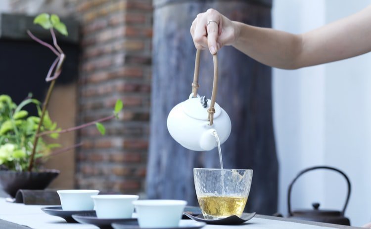 哪个季节采摘的茶叶最好喝看完这一篇你就懂了