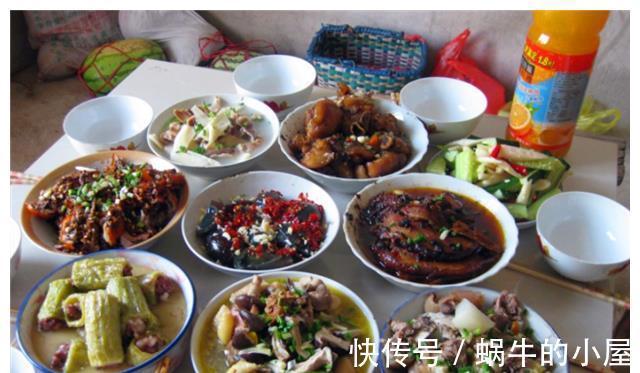 妈妈|妈妈请媒人来家谈事,我特意下厨做一桌菜,饭后要给我介绍好婆家