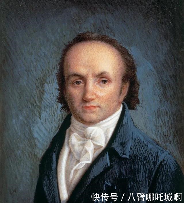 nomi RR · TRENDS | 始于颜值 陷于内涵