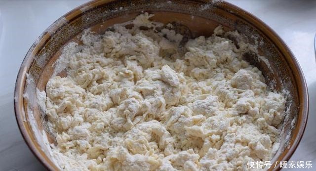  我家油条从不买，自己做各个空心，配方屡试不爽，我每次都成功