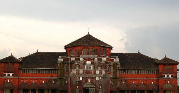 流放|缅甸历史末代国王,亡国后惨遭英国流放印度,后代至今住在贫民区