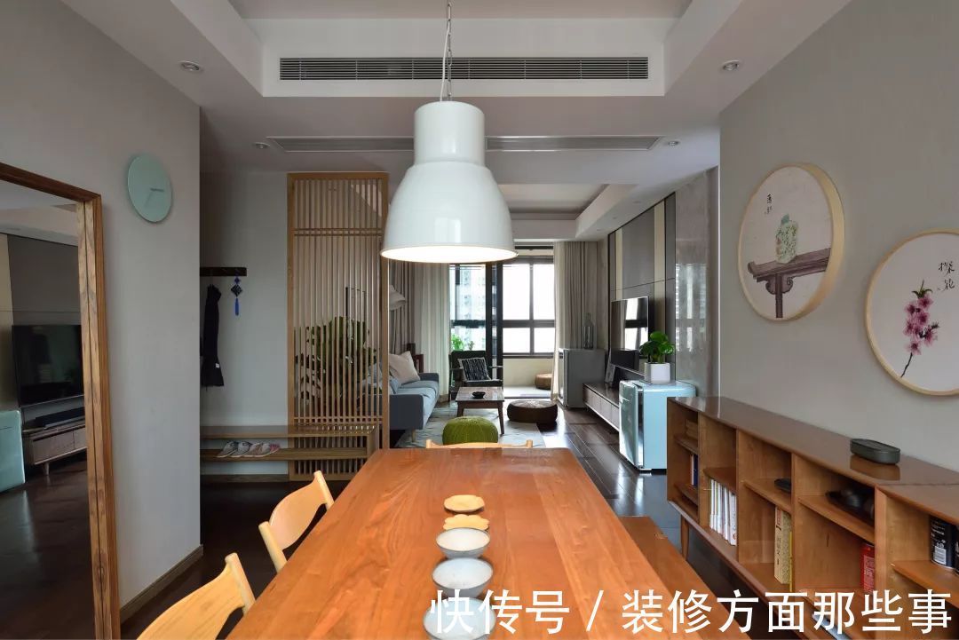 空间感|98平简约风二居室,温馨的原木质感,打造舒适之家!