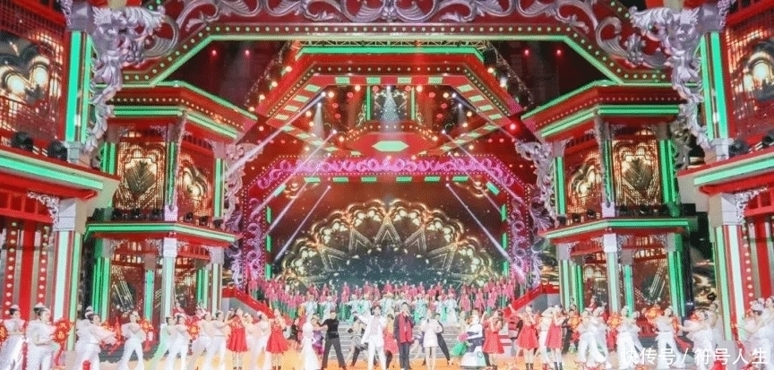 冯巩 喜剧届半壁江山齐聚2021各大卫视春晚,小刀电动车竟成大忙人