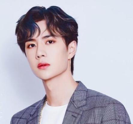 邀约上奥运，王一博回应邓亚萍“能力不够，要好好练习才行”