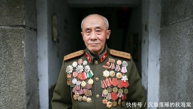 一等功|他荣获10个一等功12个二等功，却隐姓埋名，临死前子女才知其功绩