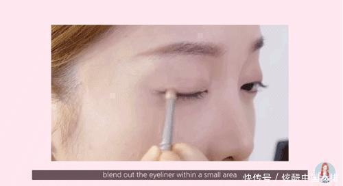 全网都在帮AB调色,而我只想帮她P个腮红