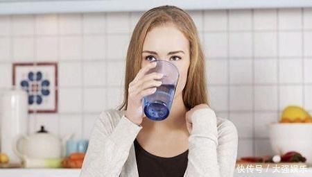 妇科|十女九妇科妇科大夫日常多做3件事,排污血,清子宫